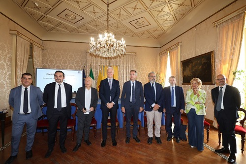 Riunione a Napoli con Zangrillo